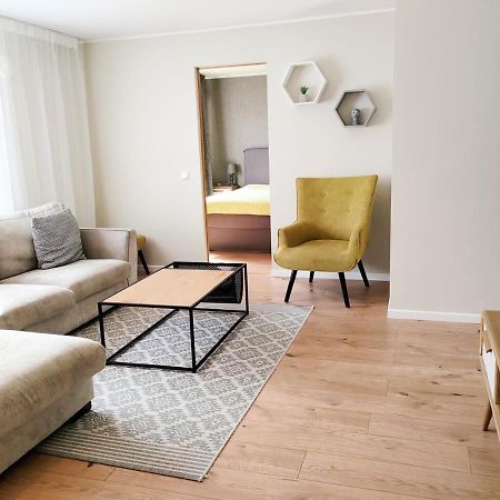 Karjamaa Apartment - Garden, Free Parking, Air Conditioning Pärnu Eksteriør bilde