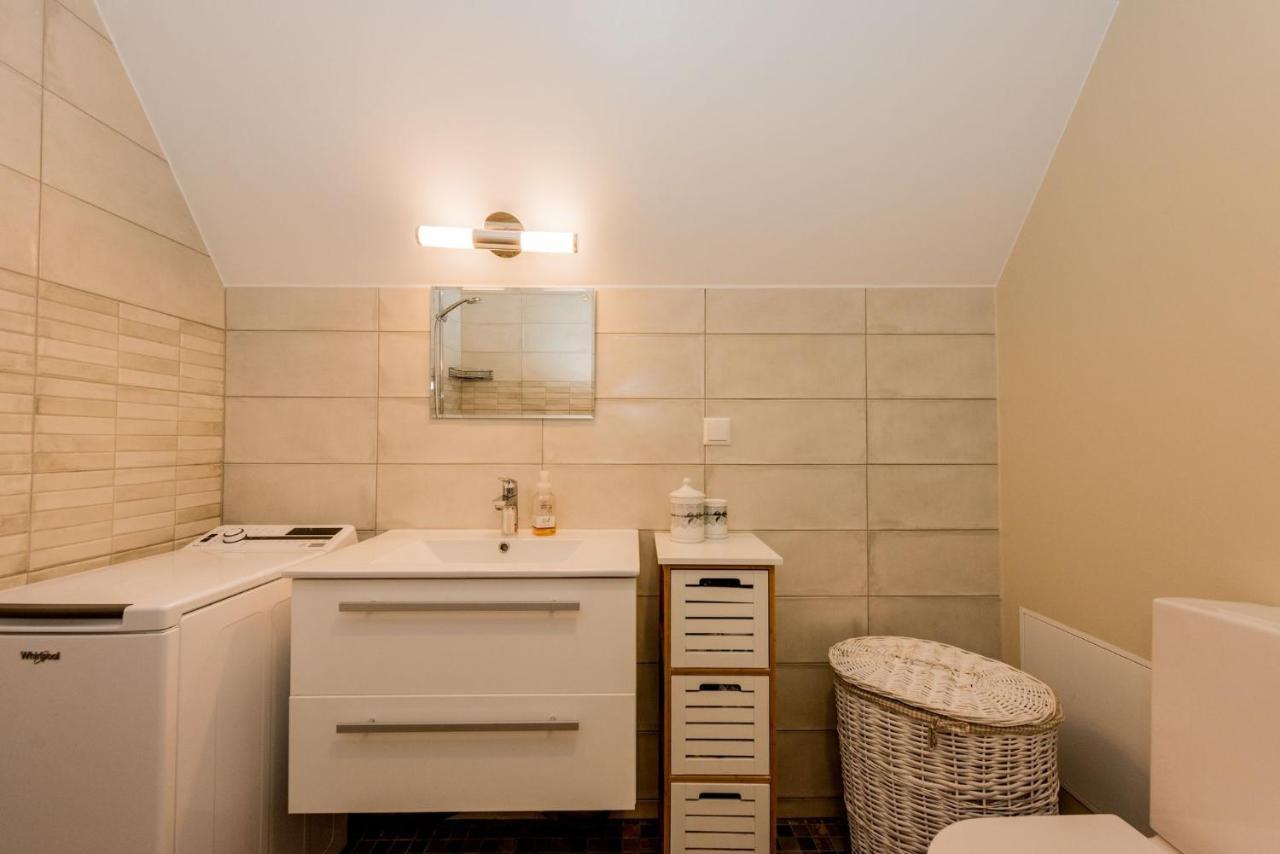 Karjamaa Apartment - Garden, Free Parking, Air Conditioning Pärnu Eksteriør bilde