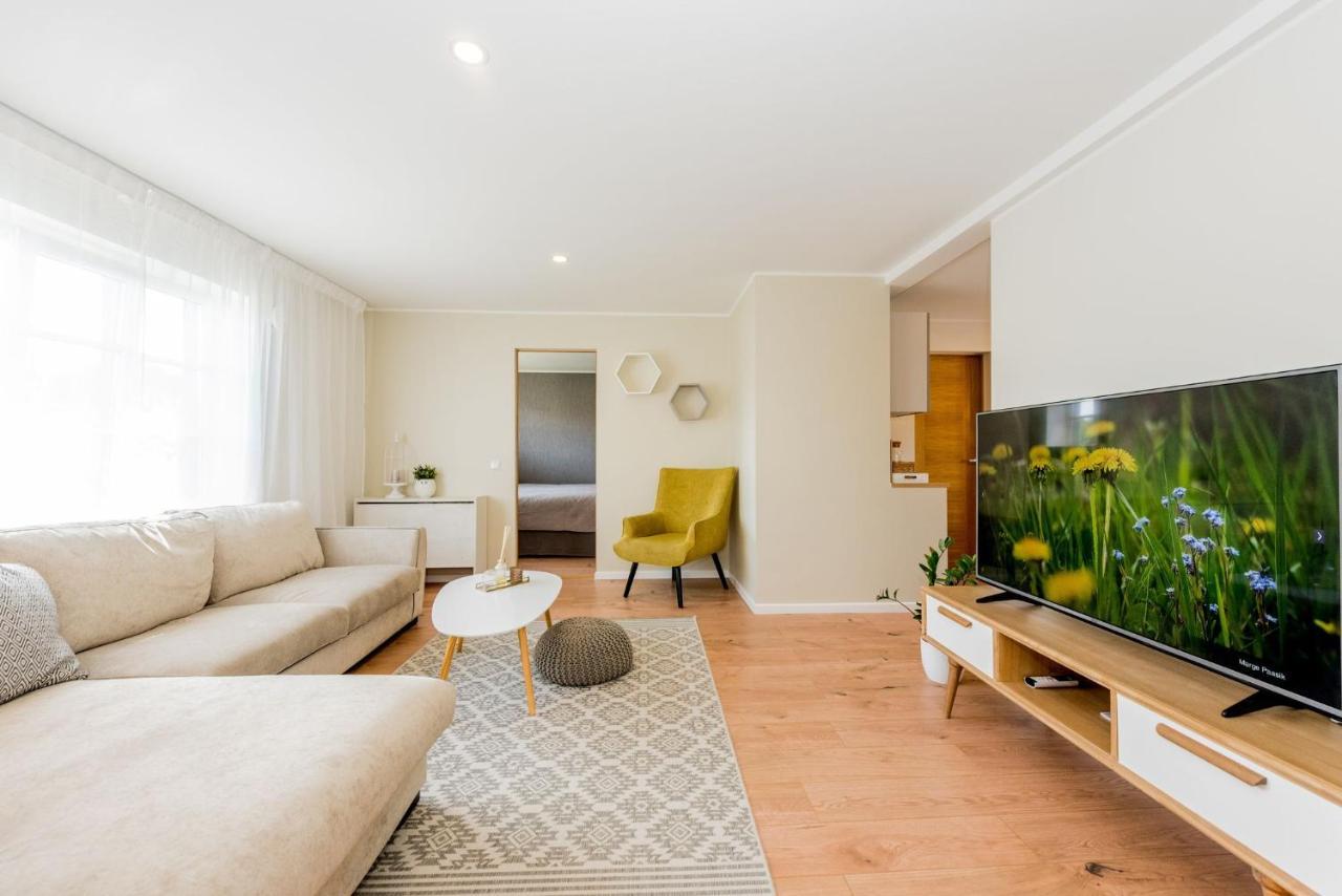 Karjamaa Apartment - Garden, Free Parking, Air Conditioning Pärnu Eksteriør bilde